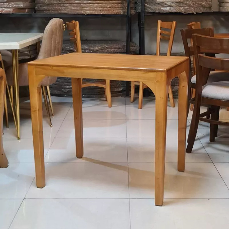 میز مدل اسپورت پسکرایه
