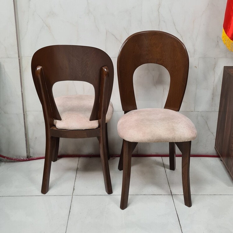 صندلی مدل نعل اسبی پسکرایه