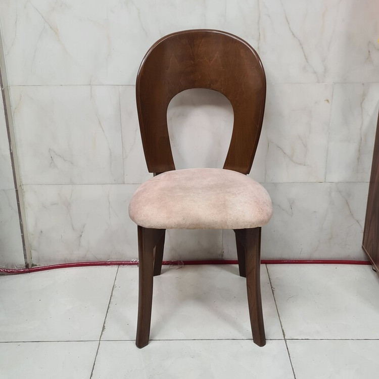 صندلی مدل نعل اسبی پسکرایه