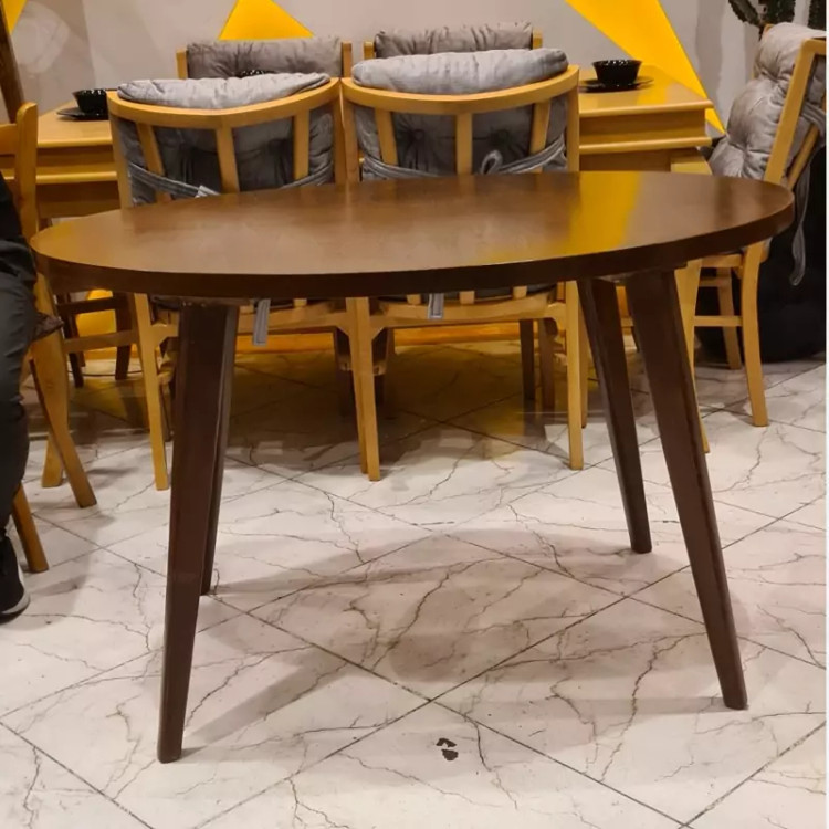 میز مدل بیضی پسکرایه