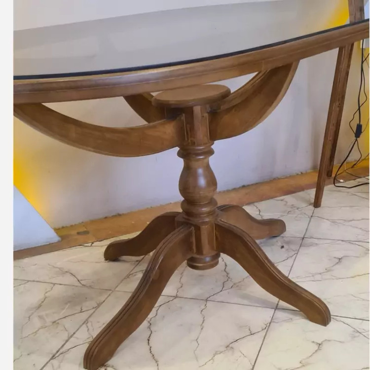 میز مدل پاتریس پسکرایه