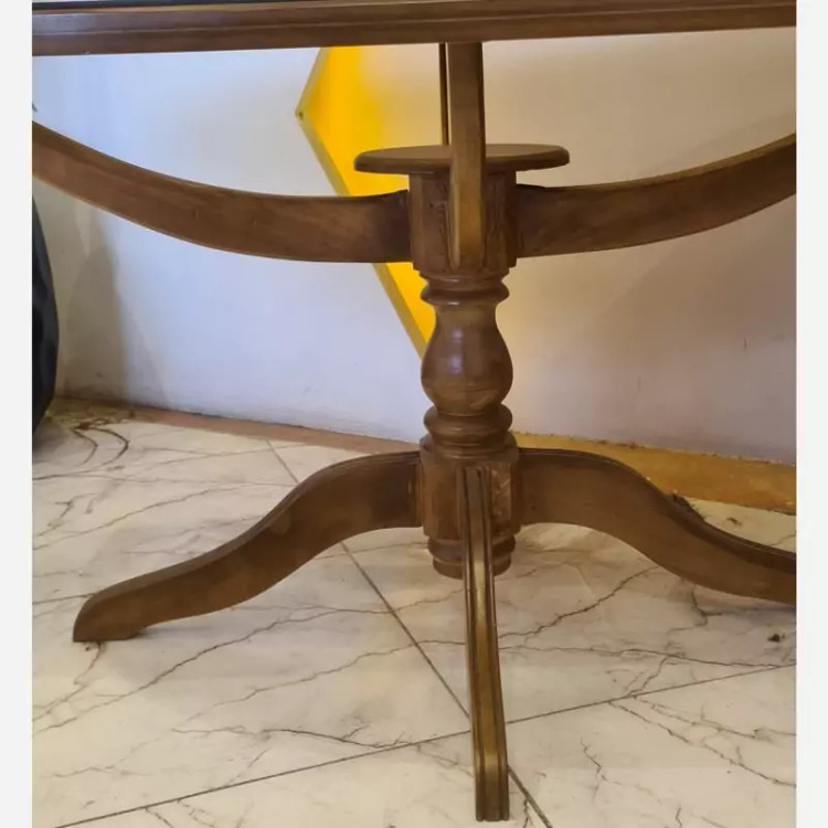 میز مدل پاتریس پسکرایه
