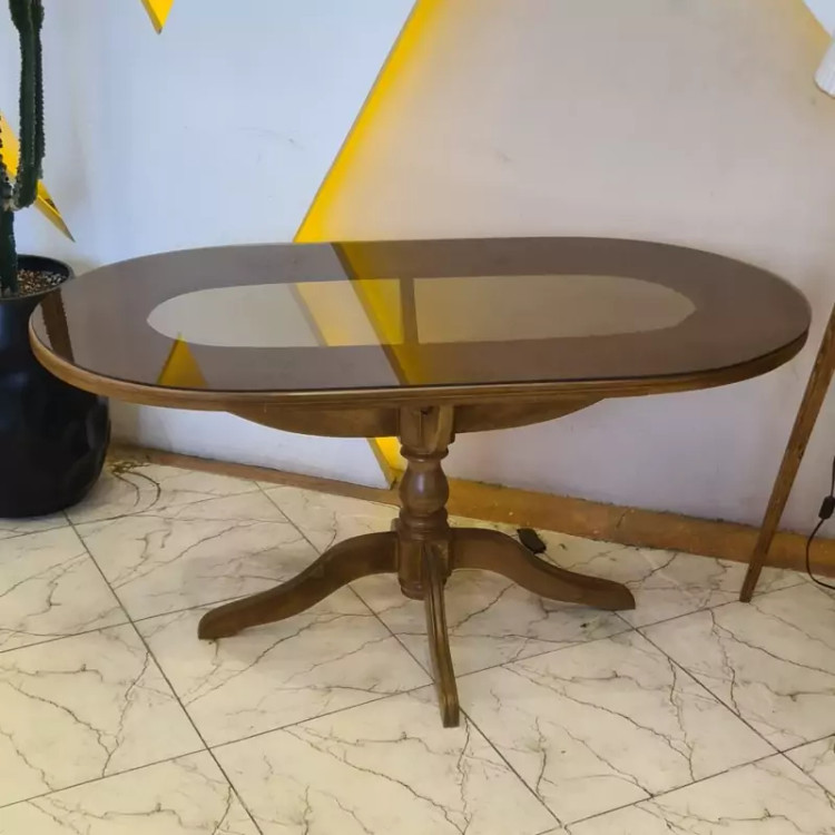 میز مدل پاتریس پسکرایه