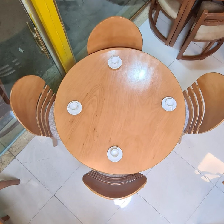 میز ناهار خوری 4نفره مدل تیغ ماهی پسکرایه