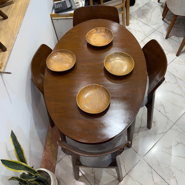 میز ناهار خوری 4نفره مدل بیضی پسکرایه